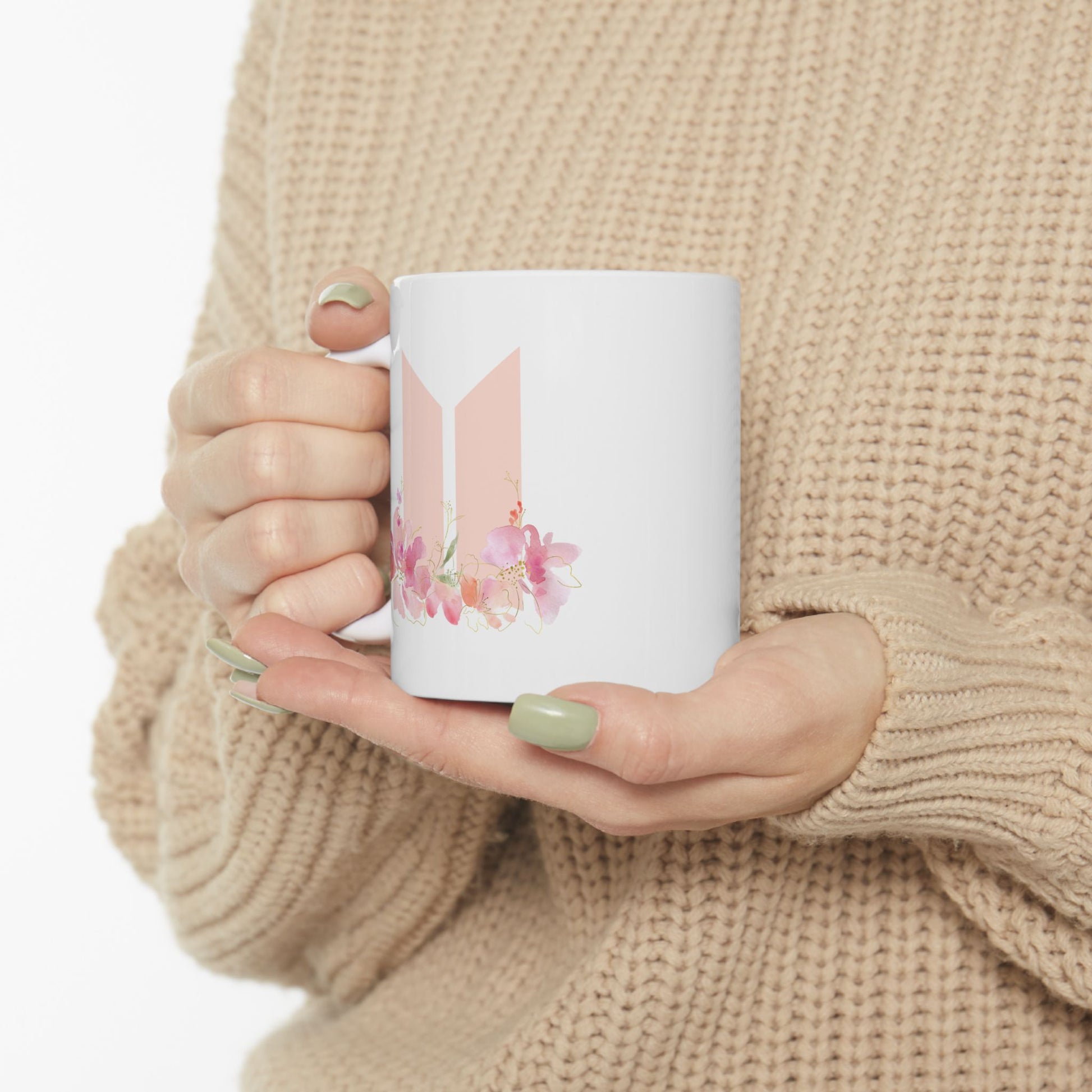 Kpop Logo Mug with Korean Heart – 11oz & 15oz Glossy Fan Gift